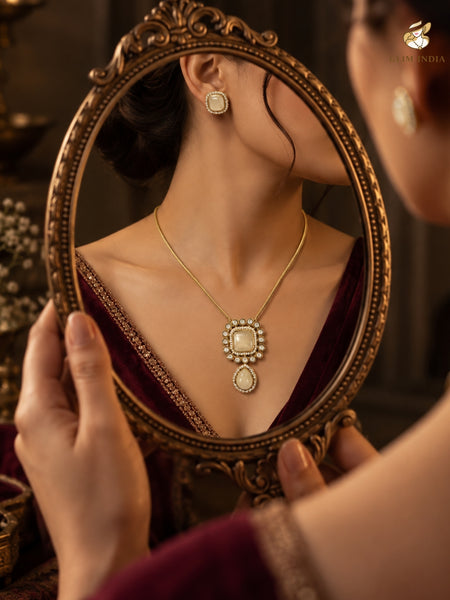 Pearl Grace Pendant Set