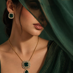 Pearl Grace Pendant Set