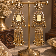 Noor Mahal Kundan Jhumka Earrings