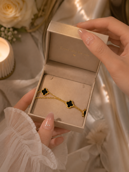 Midnight Clover Trio Bracelet