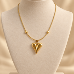 Heart Pendant Necklace & Floral Gemstone Bracelet Set