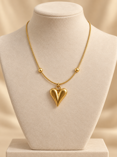 Heart Pendant Necklace & Floral Gemstone Bracelet Set