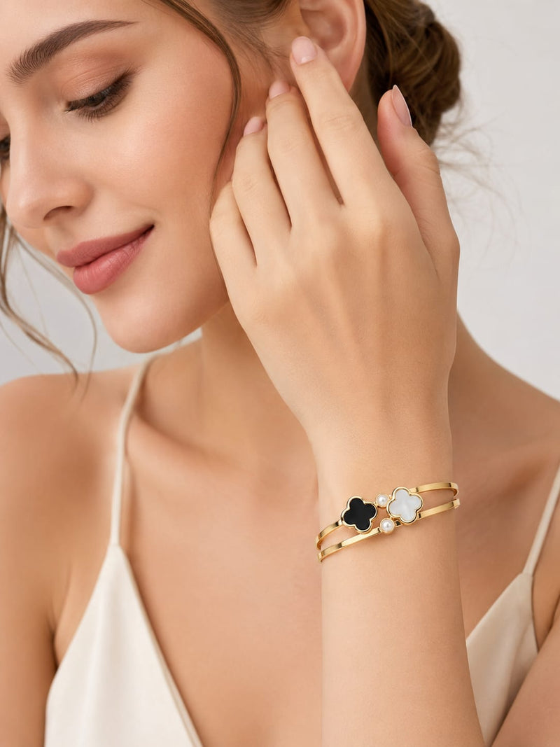 Noir Pearl Clover Bracelet