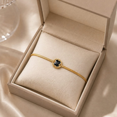 Midnight Clover Elegance Bracelet