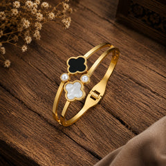 Noir Pearl Clover Bracelet