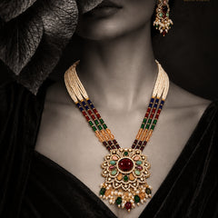 Royal Mosaic Pearl Necklace Set