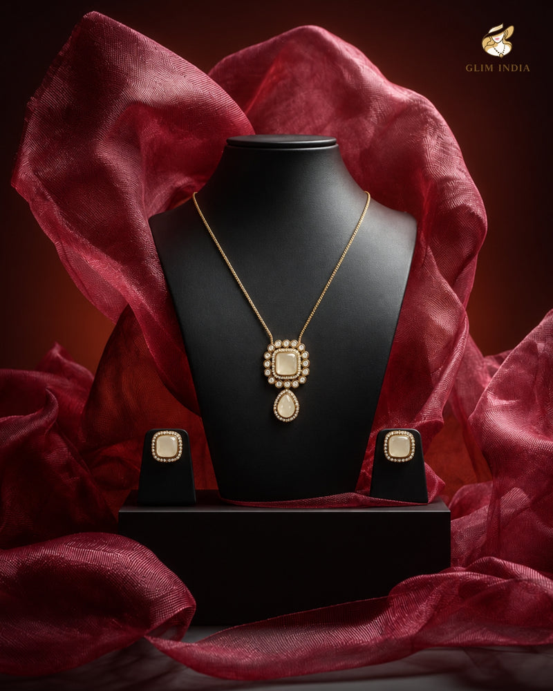 Pearl Grace Pendant Set
