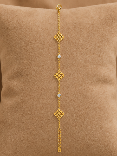 Golden Clover Sparkle Bracelet
