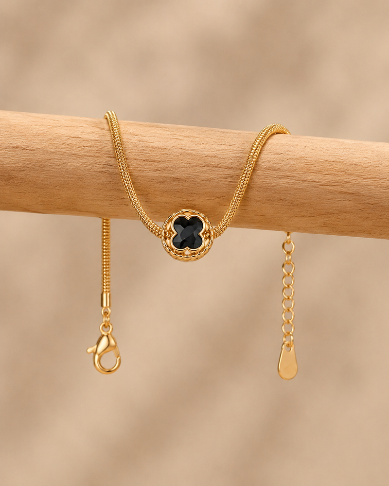 Midnight Clover Elegance Bracelet