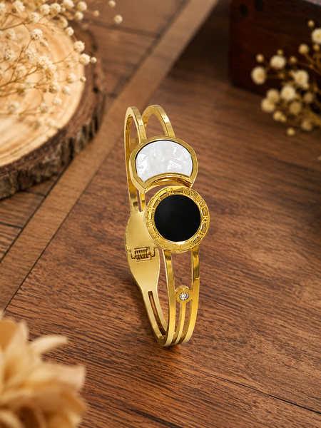 Luna Noir Mother-of-Pearl Bracelet