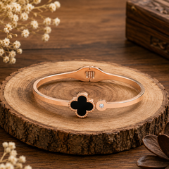 Rose Gold Black Clover Charm Bracelet