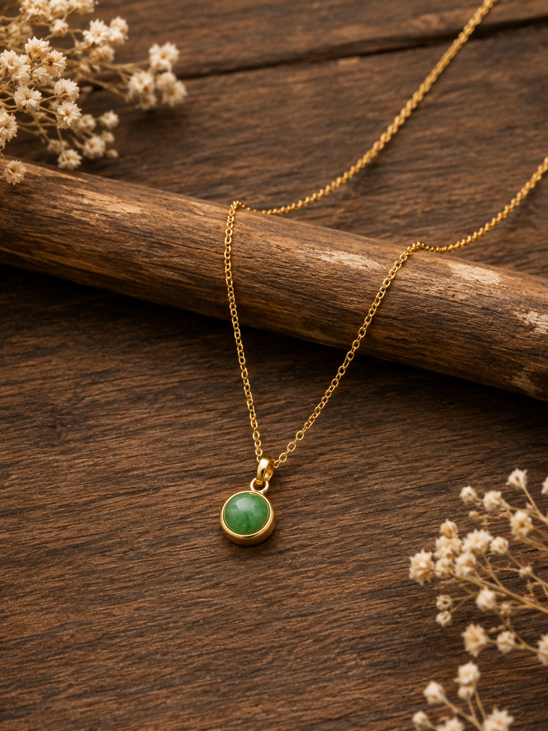 Verdant Glow Green Pendant Necklace