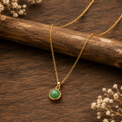 Verdant Glow Green Pendant Necklace