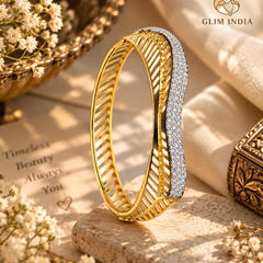 Sunehri Crystal Curve Bangle