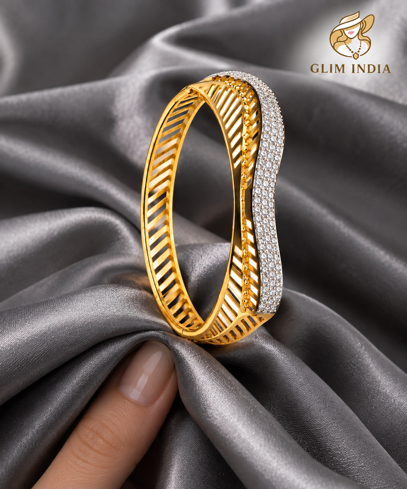 Sunehri Crystal Curve Bangle