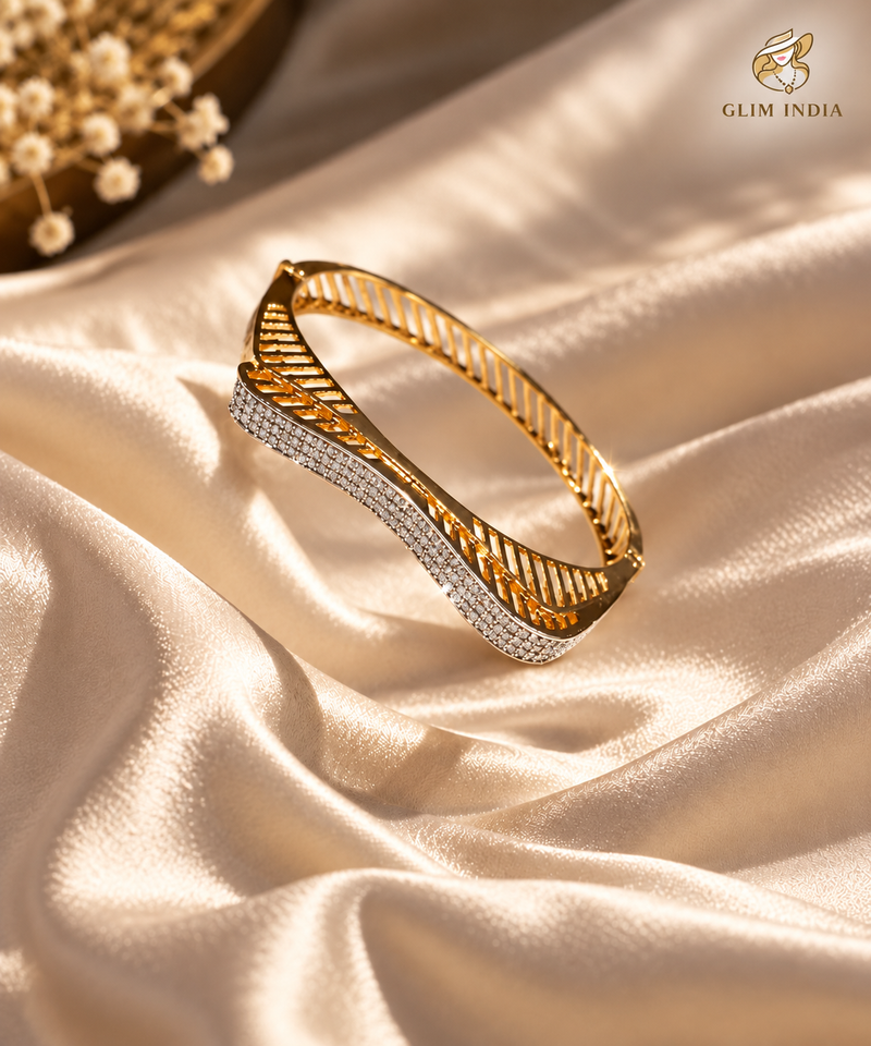 Sunehri Crystal Curve Bangle