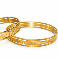 Textured Classic Bangles with Minimalist Pattern Design