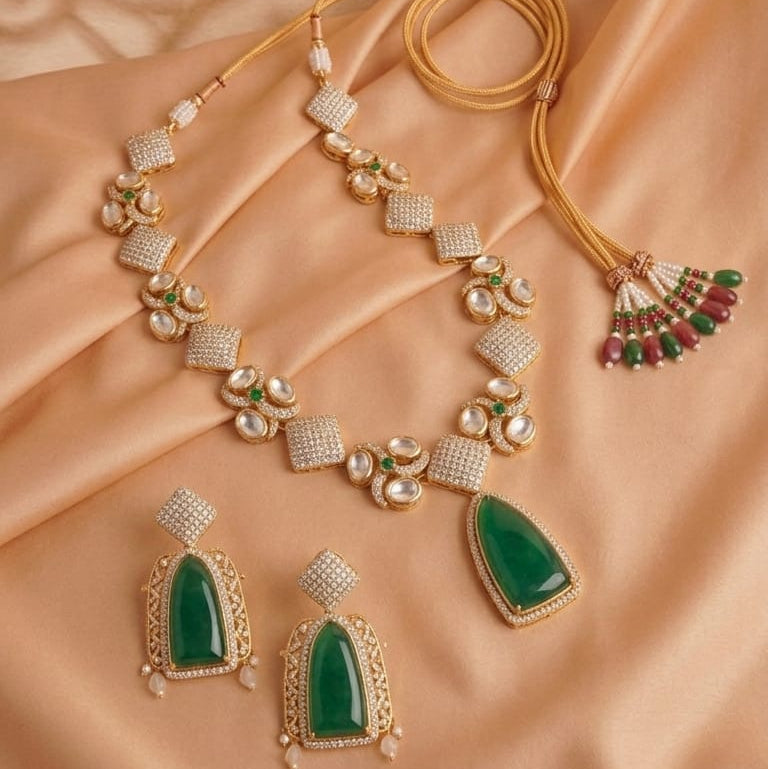 Royal Emerald Green Necklace Set with Style Detailing