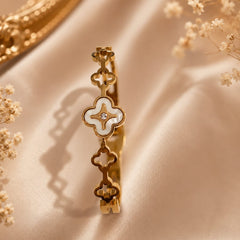 Lumière Clover Bracelet | Bracelet for Women